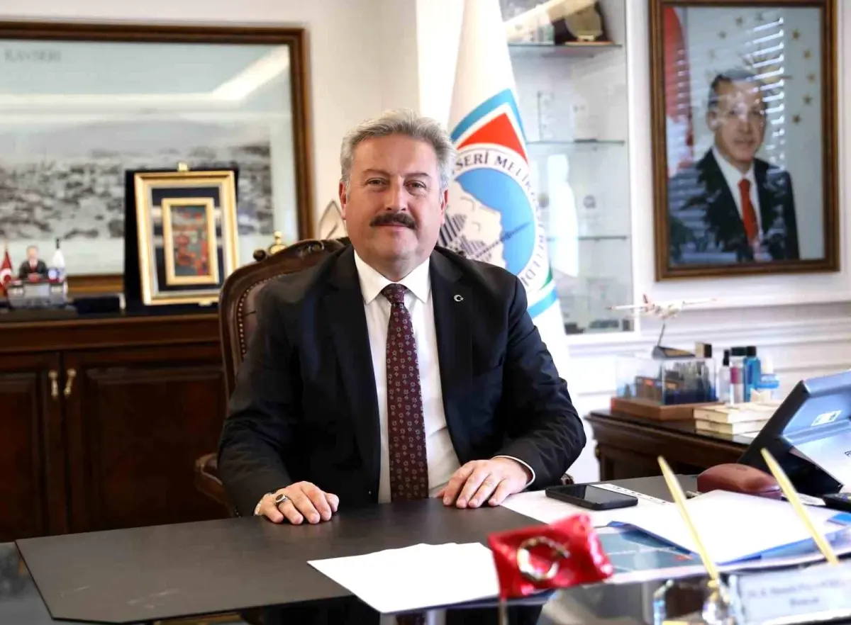 Melikgazi Belediye Başkanı\'ndan YKS Öncesi Öğrencilere Destek