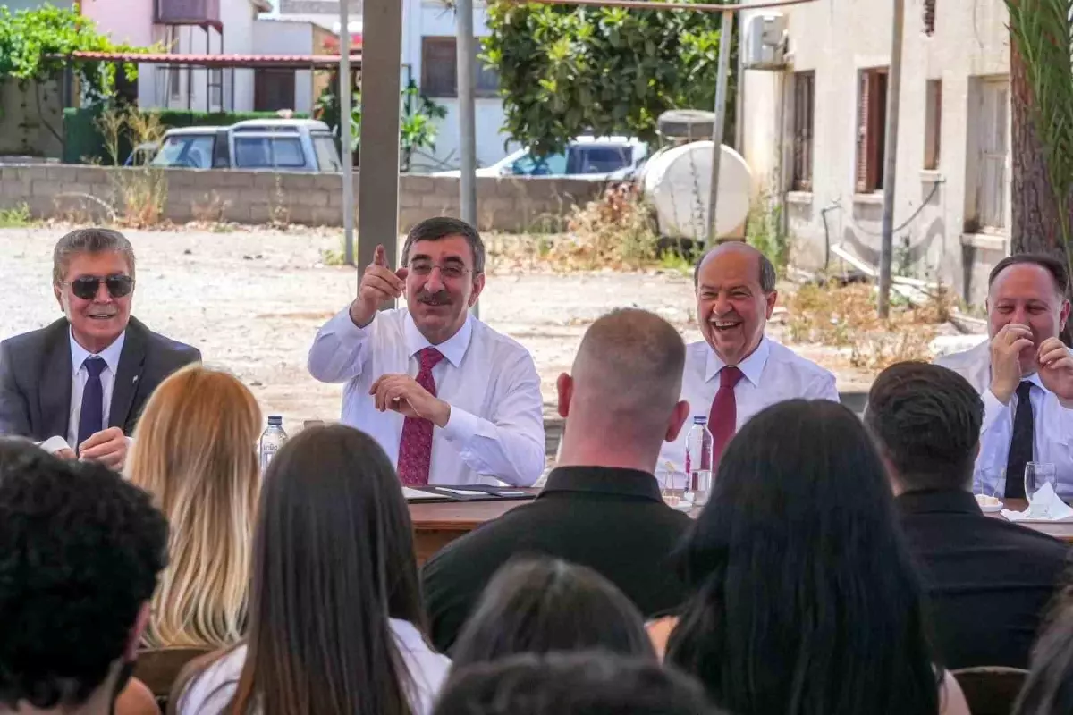 Cumhurbaşkanı Yardımcısı Yılmaz KKTC\'yi Ziyaret Etti