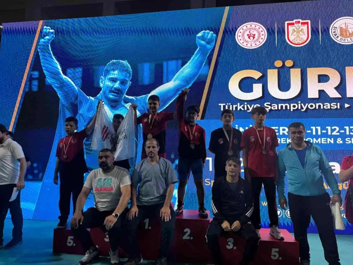 Eskişehirli Güreşçiler Türkiye Şampiyonası\'nda Başarı Elde Etti