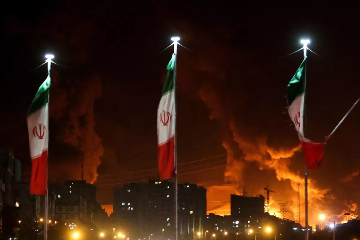 İran\'dan, İsrail ile iş birliği yapanlara \'teslim olun\' çağrısı