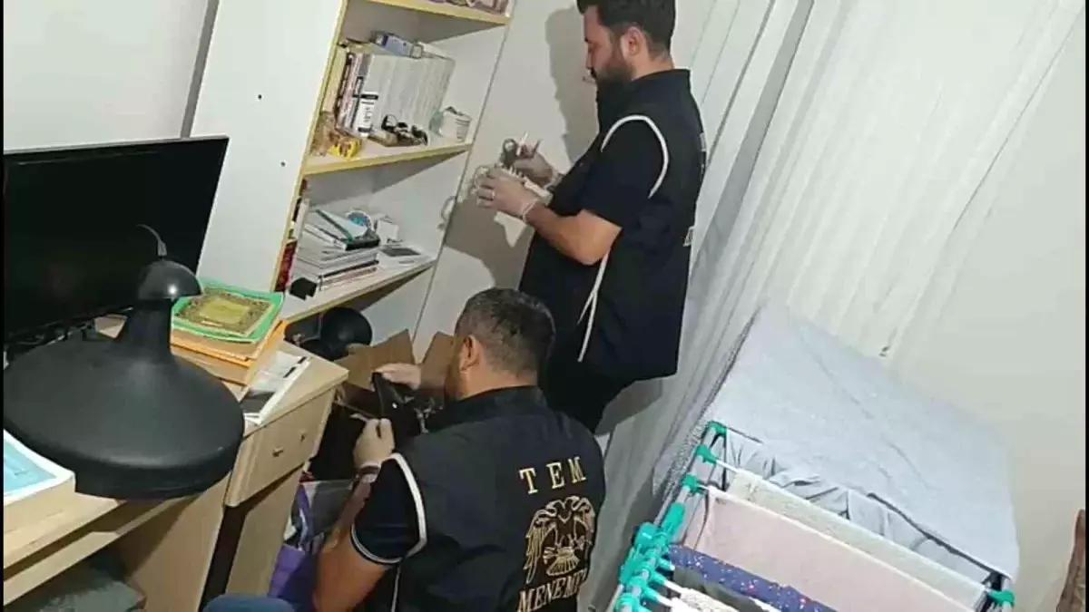 FETÖ Operasyonunda 27 Tutuklama