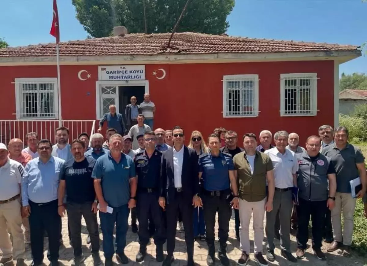 Kaymakam Aslan, Garipce\'de Halk Günü Toplantısı Düzenledi