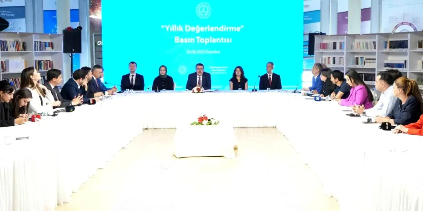 Milli Eğitim Bakanı Yusuf Tekin: "Milli Eğitim Akademisi 1 Eylül 2025\'te de hayata başlayacak"
