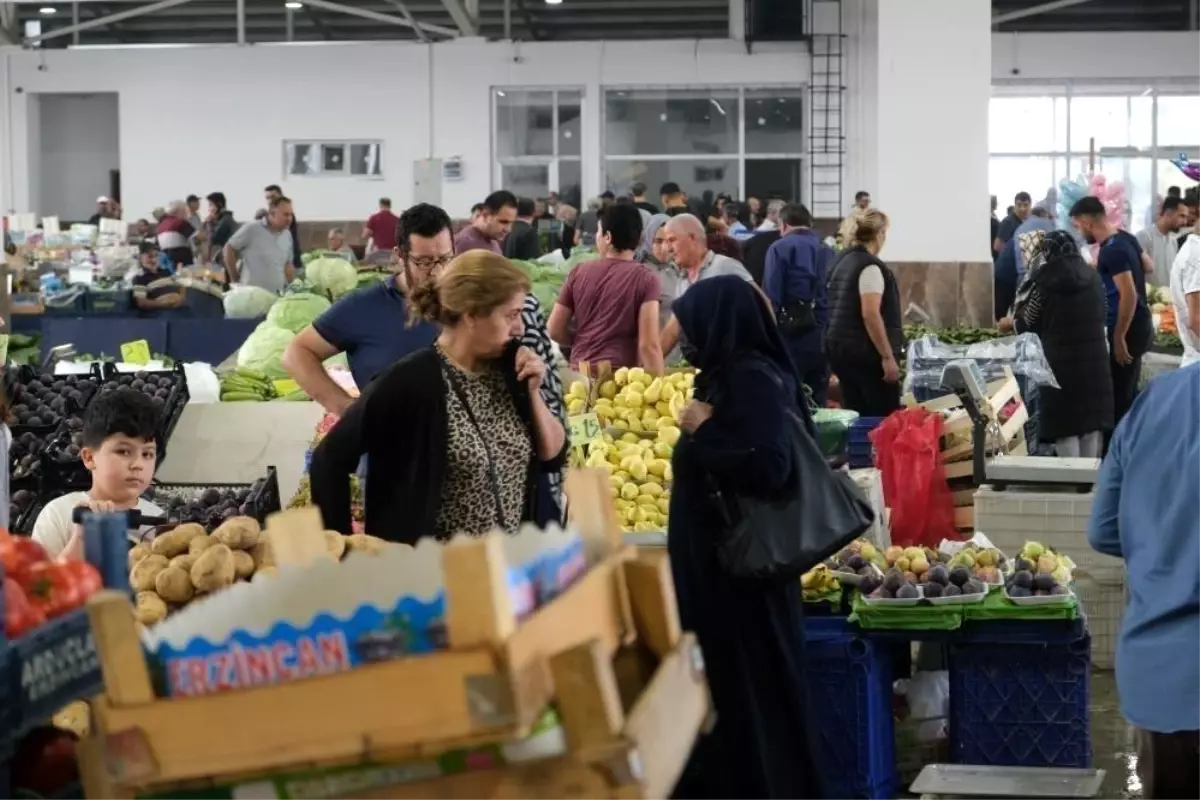 Tüketici Güven Endeksi Artış Gösterdi