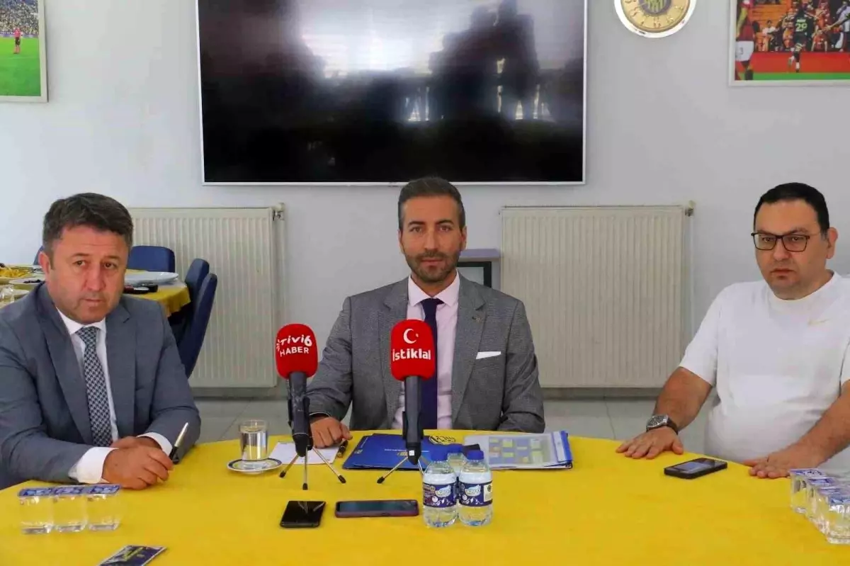 Ankaragücü\'nde Başkan Tekin Basınla Buluştu