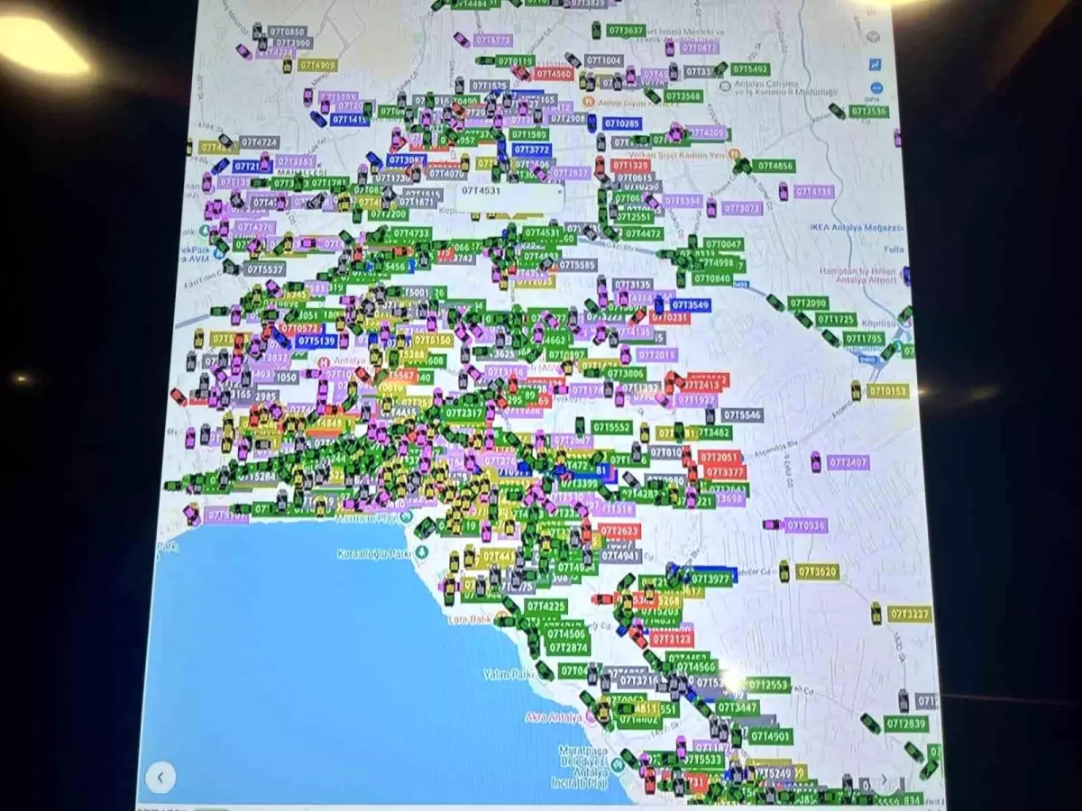 Antalya\'da Panik Butonlu Taksi Güvenliği