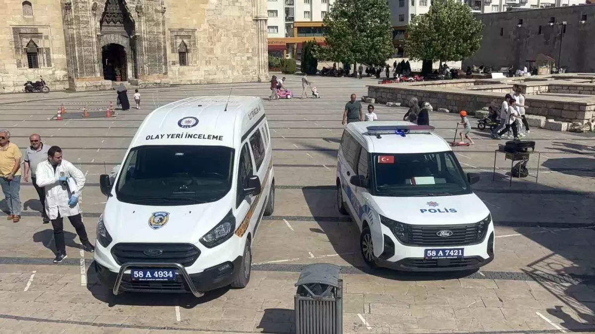 Sivas\'ta Cami Şadırvanında Baygın Adam Hayatını Kaybetti