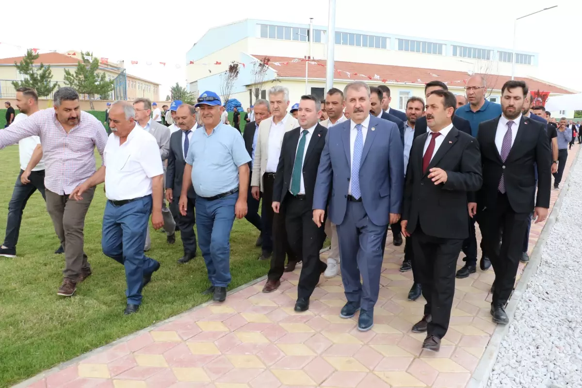 Destici: Mazlumun Yanındayız