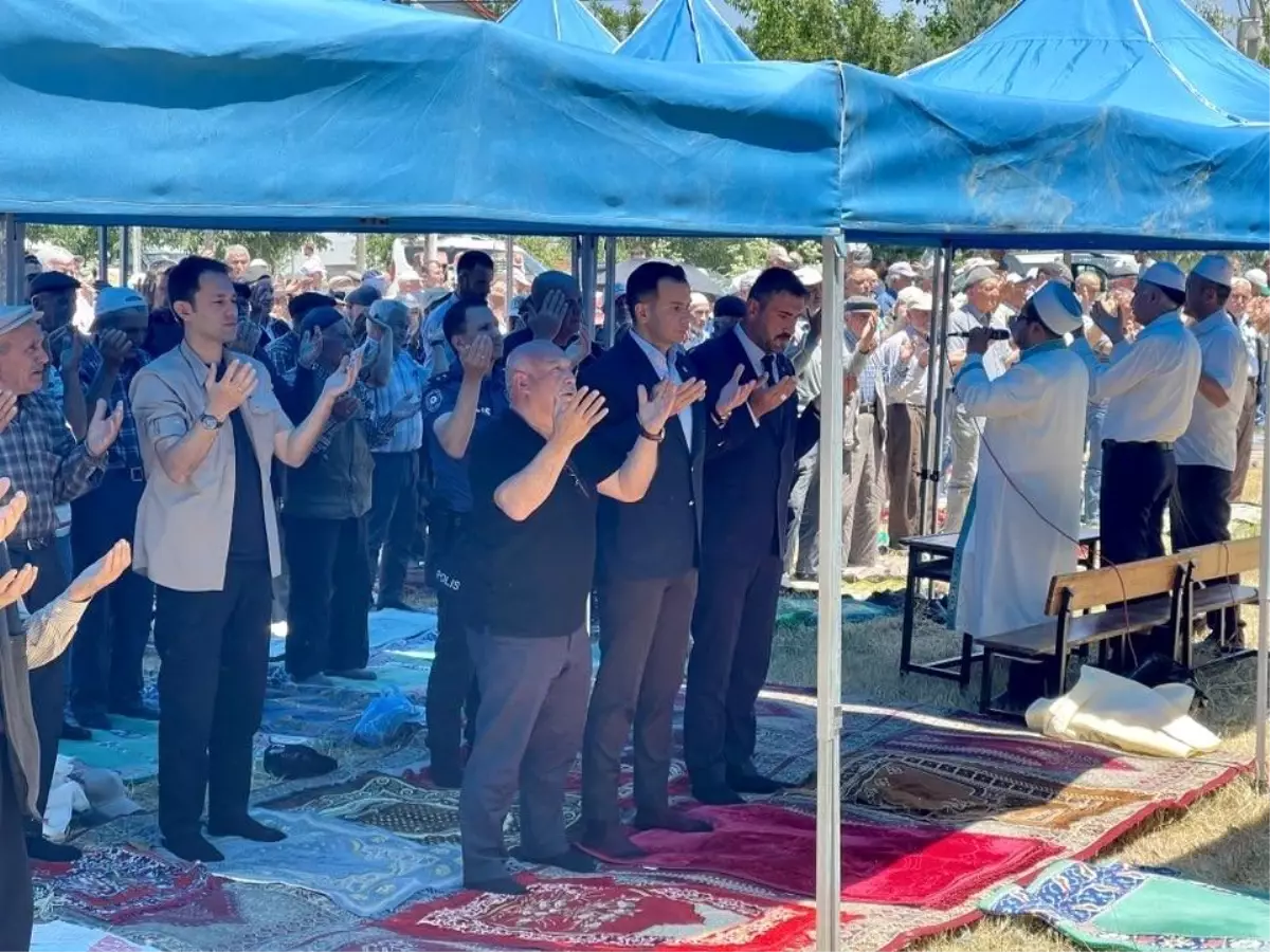 Düzağaç\'ta Yağmur Duası