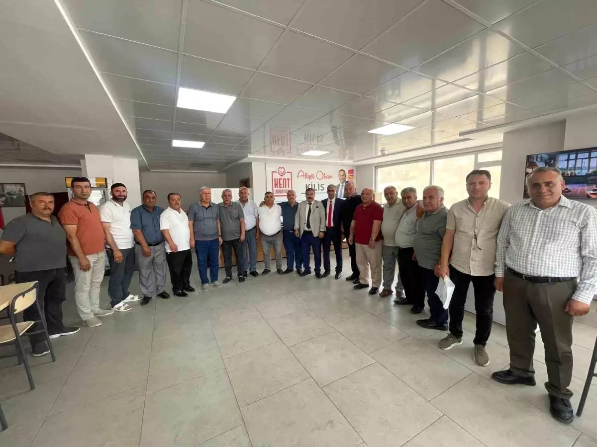 Kilis\'te Muhtarlar Derneği Seçimi: Mehmet Karakuş Yeniden Başkan