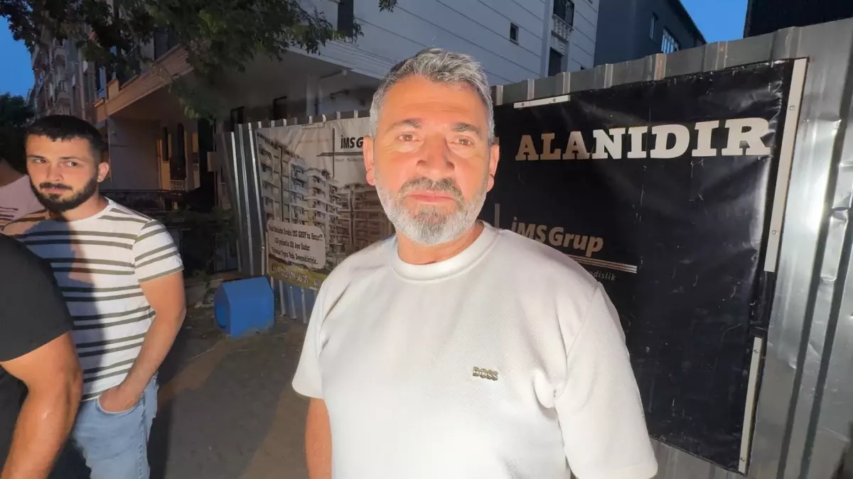 Avcılar\'da Otomobil Çocuğa Çarptı