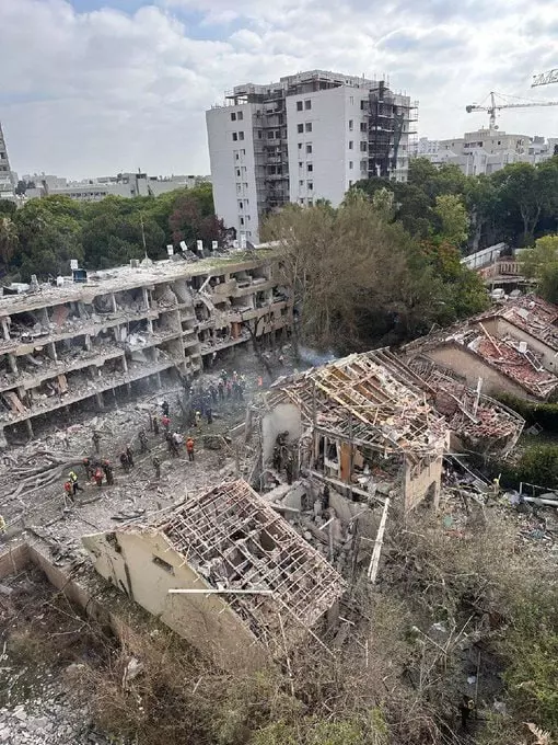 İran'dan misilleme! Hayfa ve Tel Aviv'de büyük patlamalar yaşanıyor