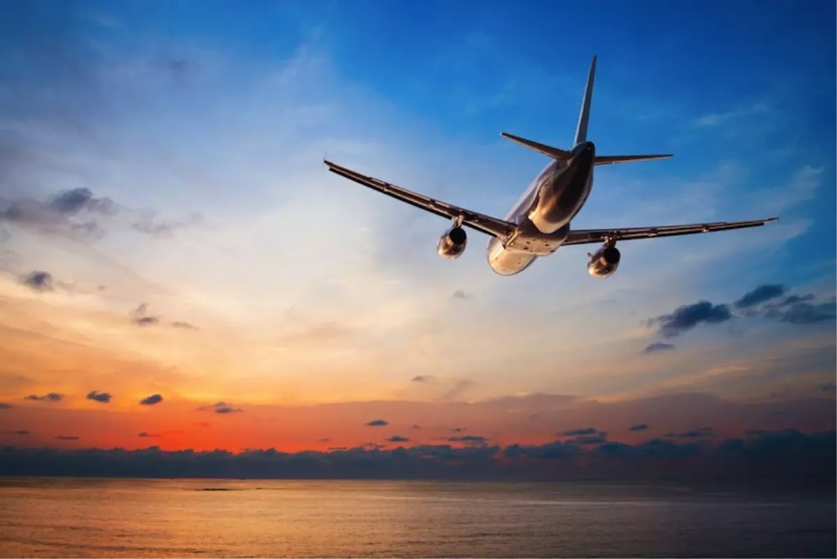 İsrail Hava Sahası Yeniden Uçuşa Açıldı