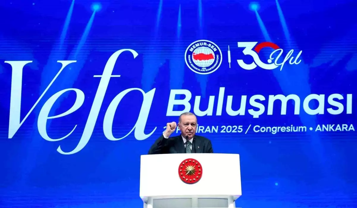 Cumhurbaşkanı Erdoğan: "İsrail ve destekçilerinin, komşumuz İran\'a yönelik saldırılarının daha büyük bir felakete dönüşmemesi için yoğun çaba...