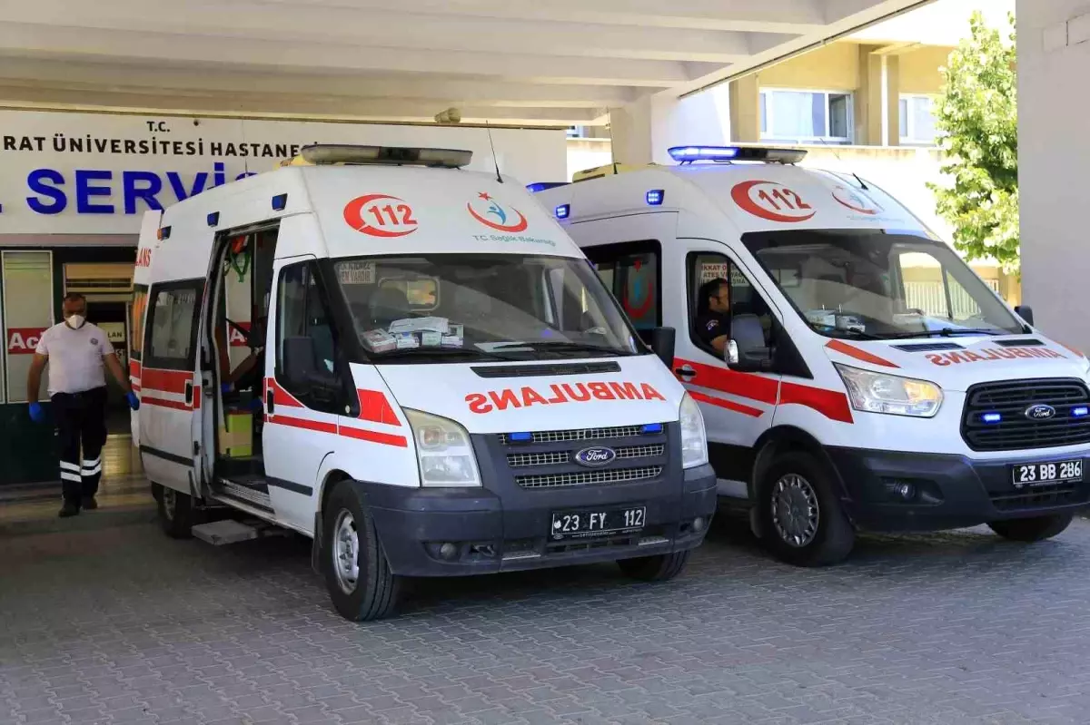 Elazığ\'da Motosiklet Kazası: 2 Yaralı