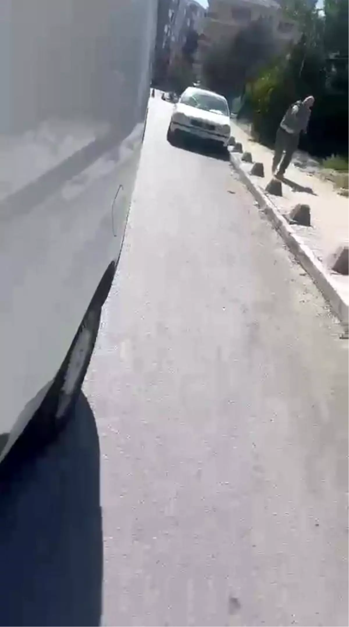 Esenyurt\'ta Yaya ile Sürücü Arasında Kavga