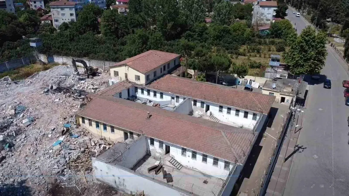 Çarşamba Cezaevi Yıkımında İlk Adım