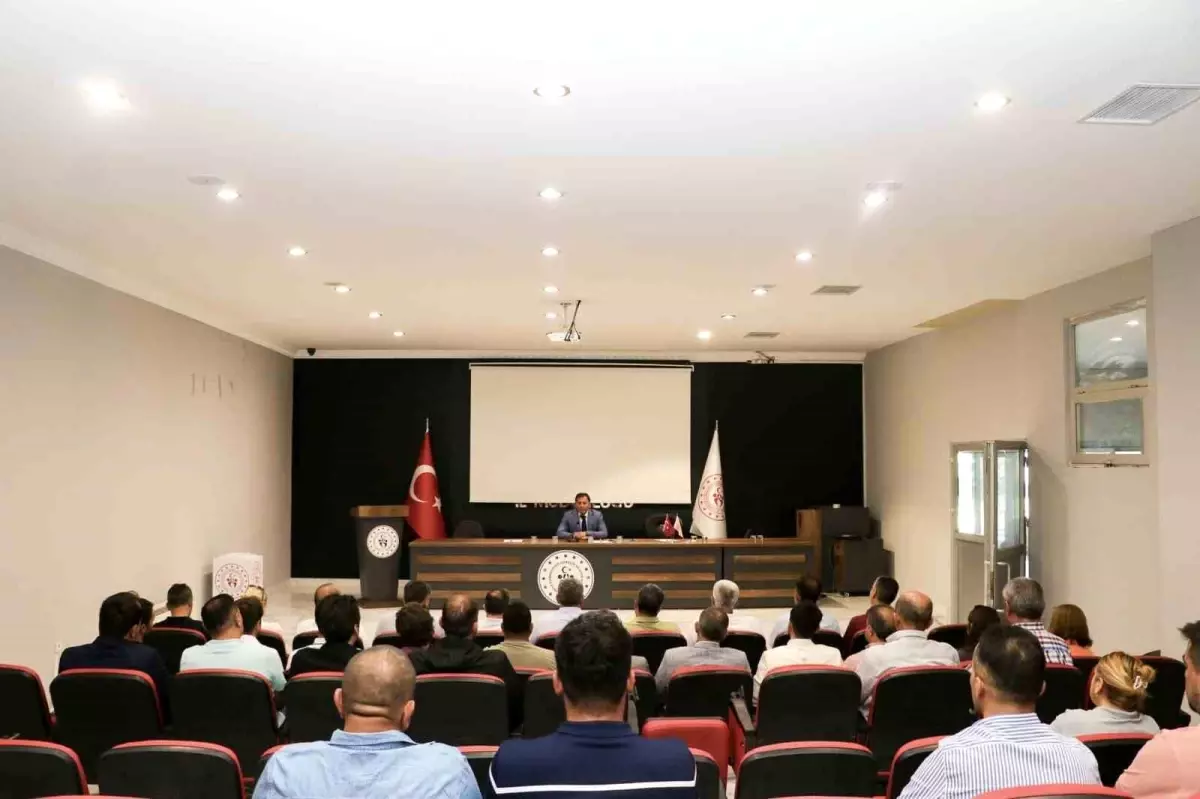 Yaz Spor Okulları Toplantısı Yapıldı