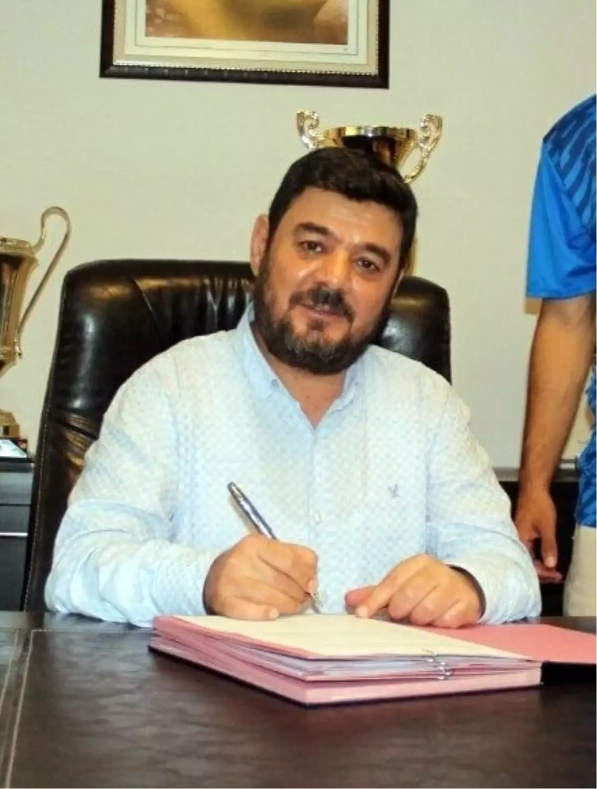 Menemen FK\'da Belirsizlik Sürüyor
