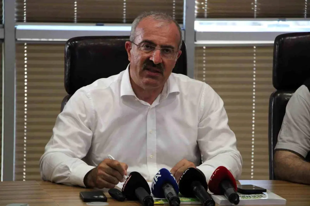 Çanakkale\'de Tarım Arazisinde Yangın