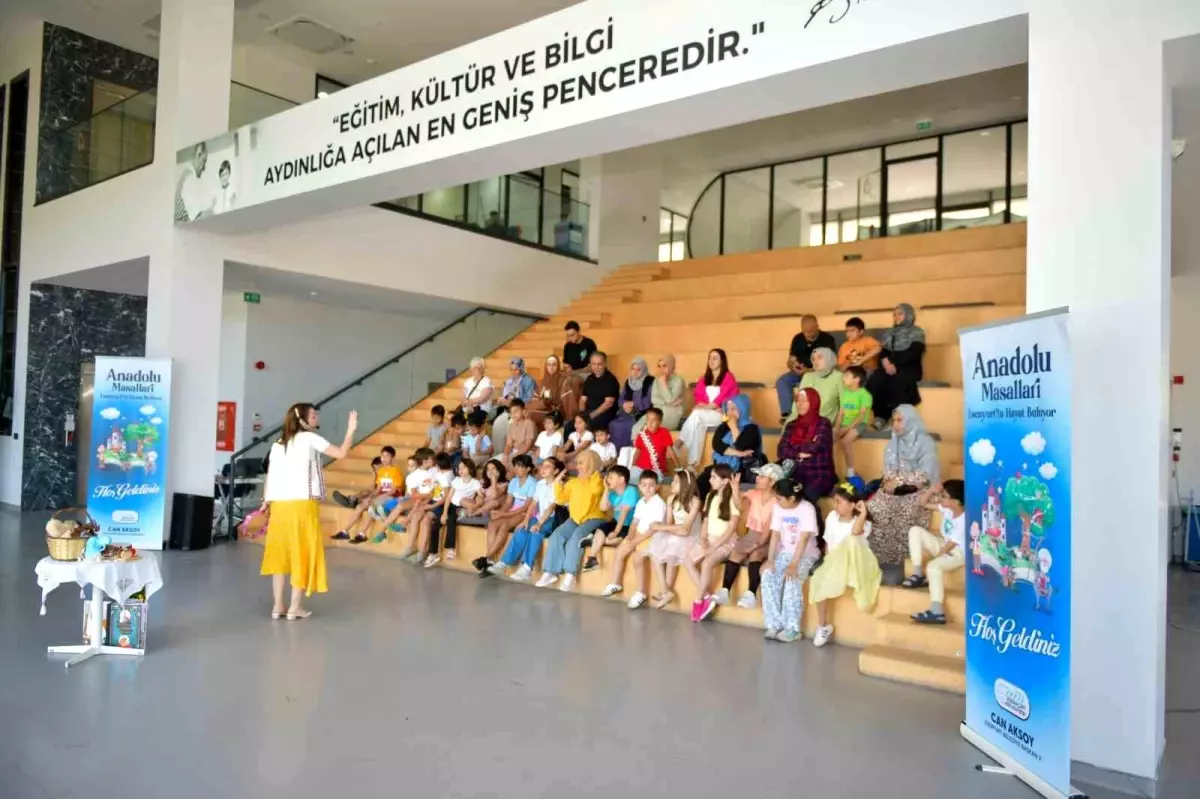 Esenyurt\'ta Masal Dinletileri Çocukların Kalbini Fethetti