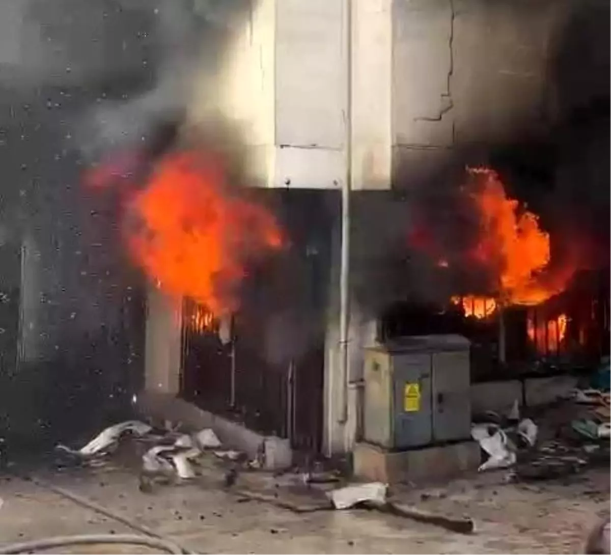 Denizli\'de Zücaciye Yangını Panik Yarattı