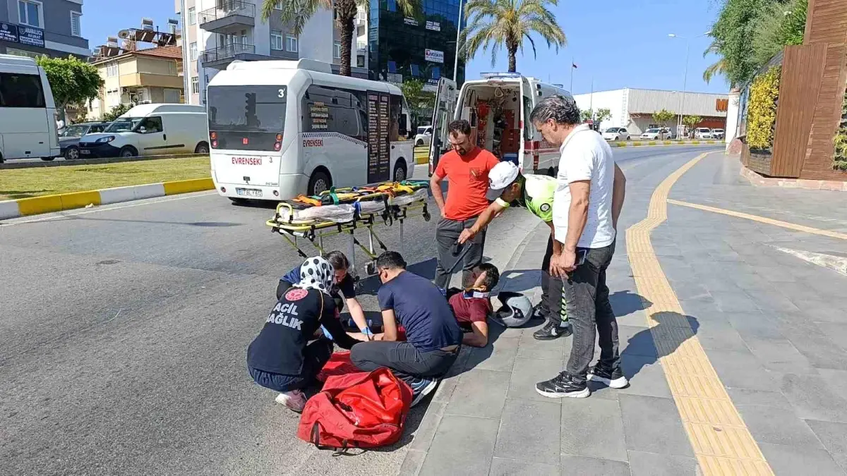 Manavgat\'ta Motosiklet Kazası