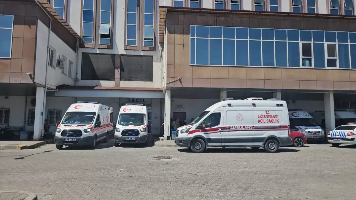 Zonguldak\'ta bir apartmanda doğal gaz patlaması: 3\'ü ağır 7 kişi yaralandı