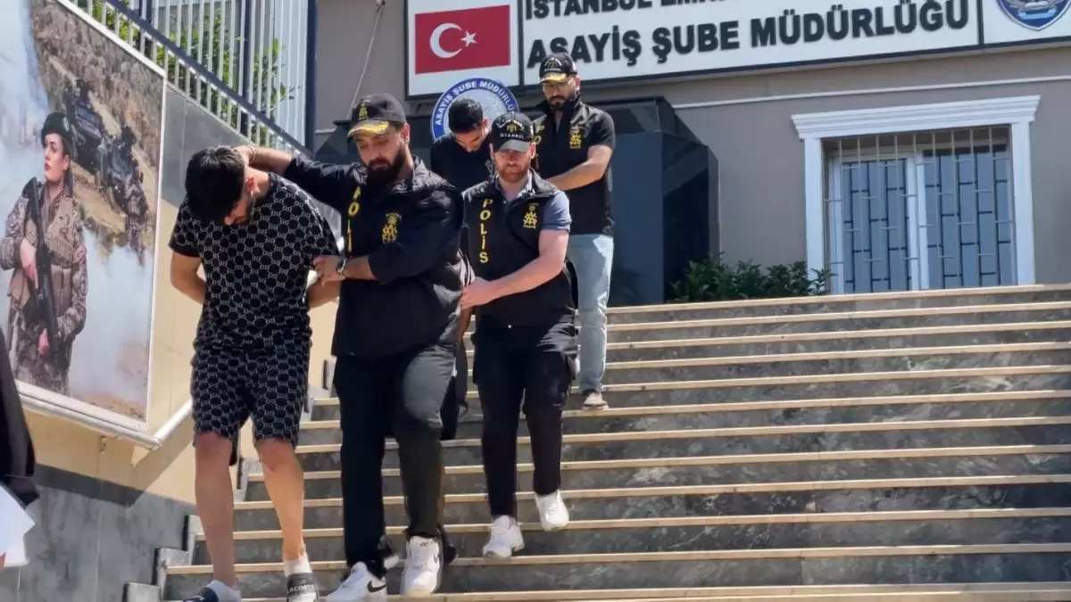 Başakşehir\'de Kasayı Çalan Hırsızlar Yakalandı