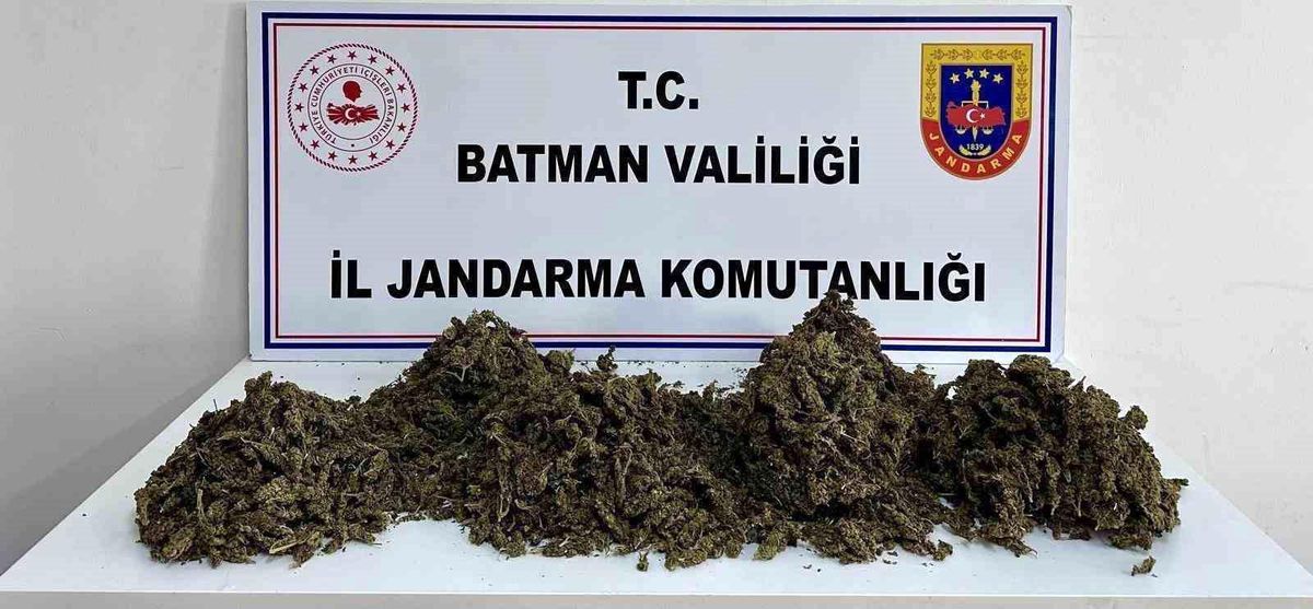 Batman\'da Uyuşturucu Operasyonu: 4 Kilogram Ele Geçirildi