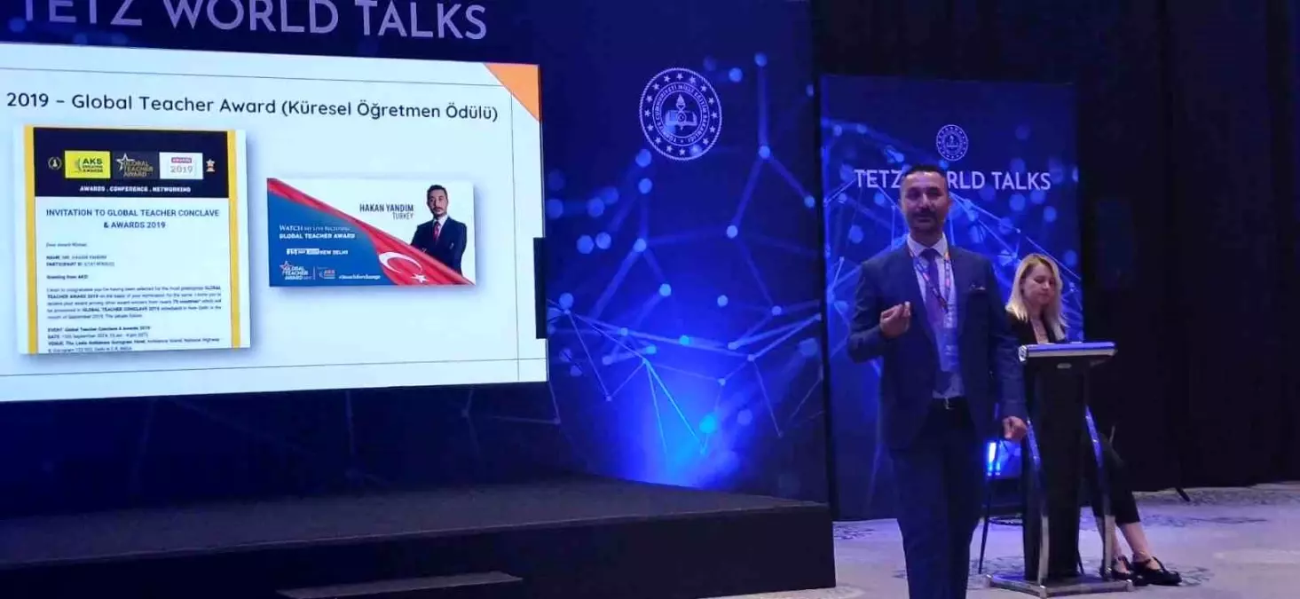 Bozüyük Halk Eğitimi Merkezi Öğretmeni Hakan Yandım, Türkiye Eğitim Teknolojileri Zirvesi\'nde Sunum Yaptı
