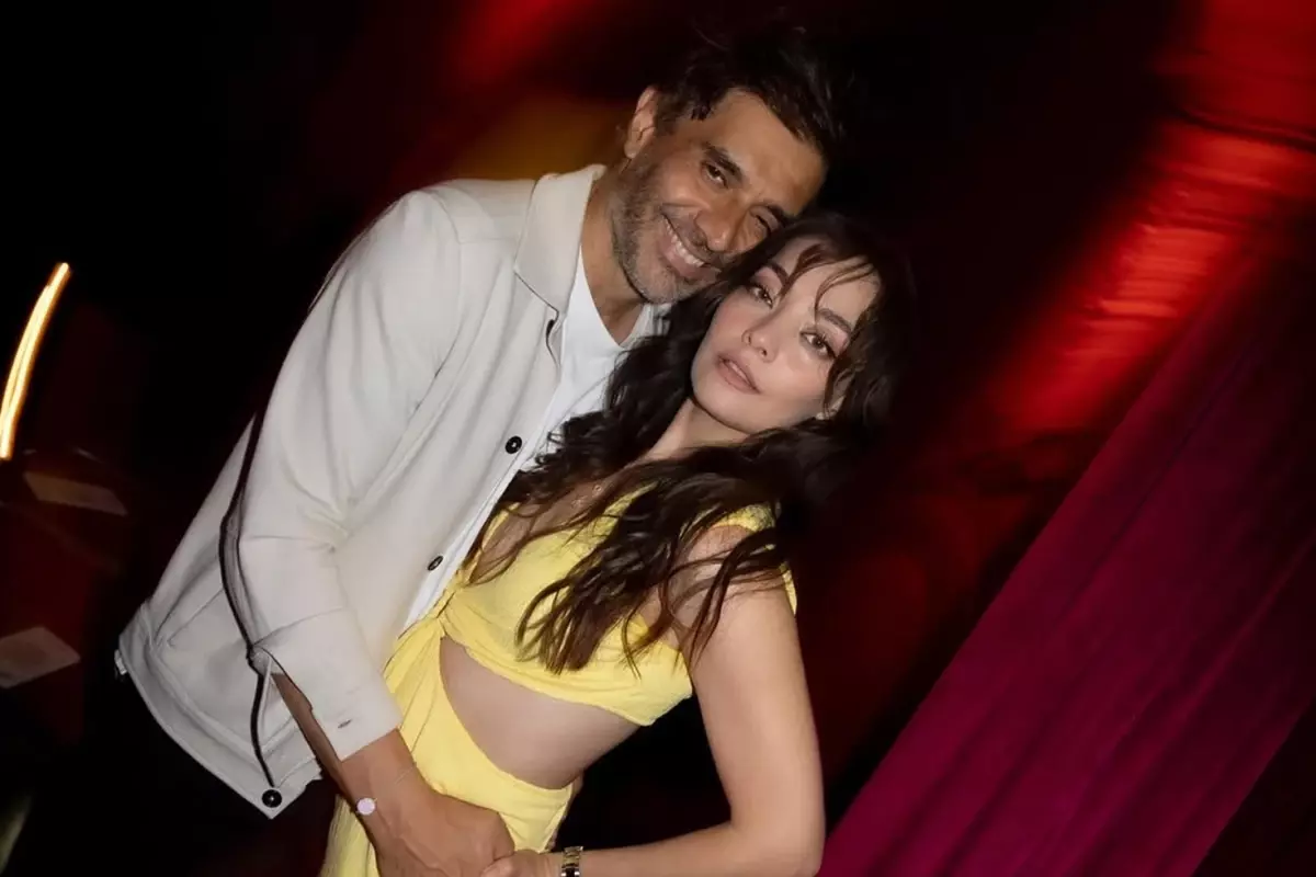 Cansel Elçin ve Zeynep Tuğçe Bayat Madrid\'de aşka geldi