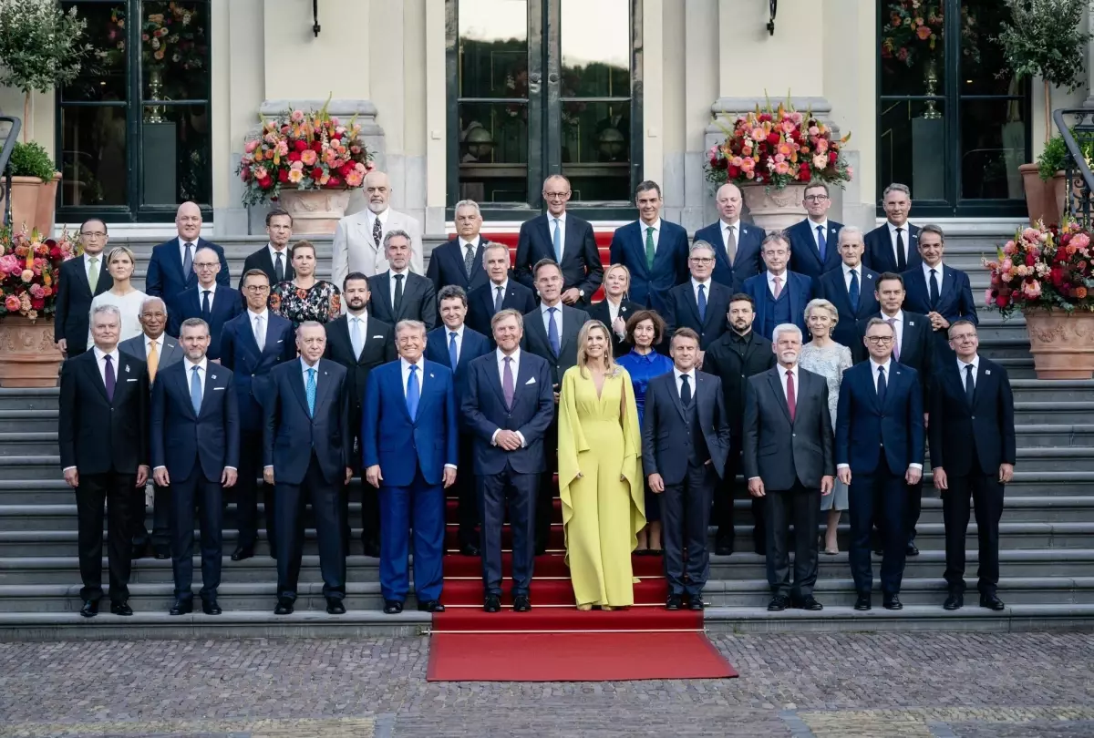 Erdoğan Hollanda Kralı ile Akşam Yemeğinde