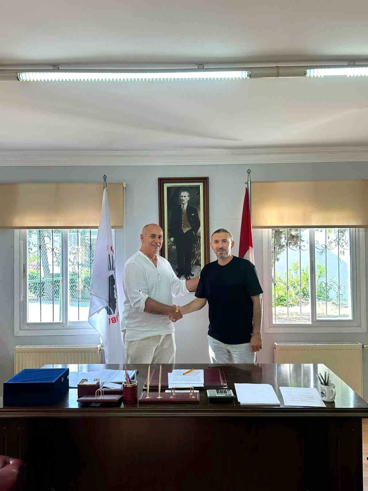Kuşadasıspor\'da Yeni Dönem