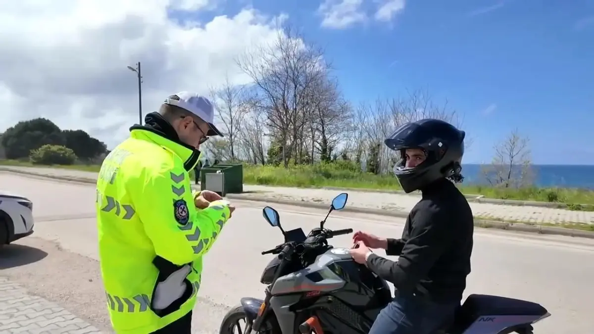 Sinop\'ta Motosiklet Kazalarına Karşı Seferberlik