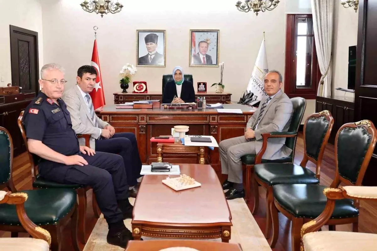 Afyonkarahisar\'da Asayiş Toplantısı