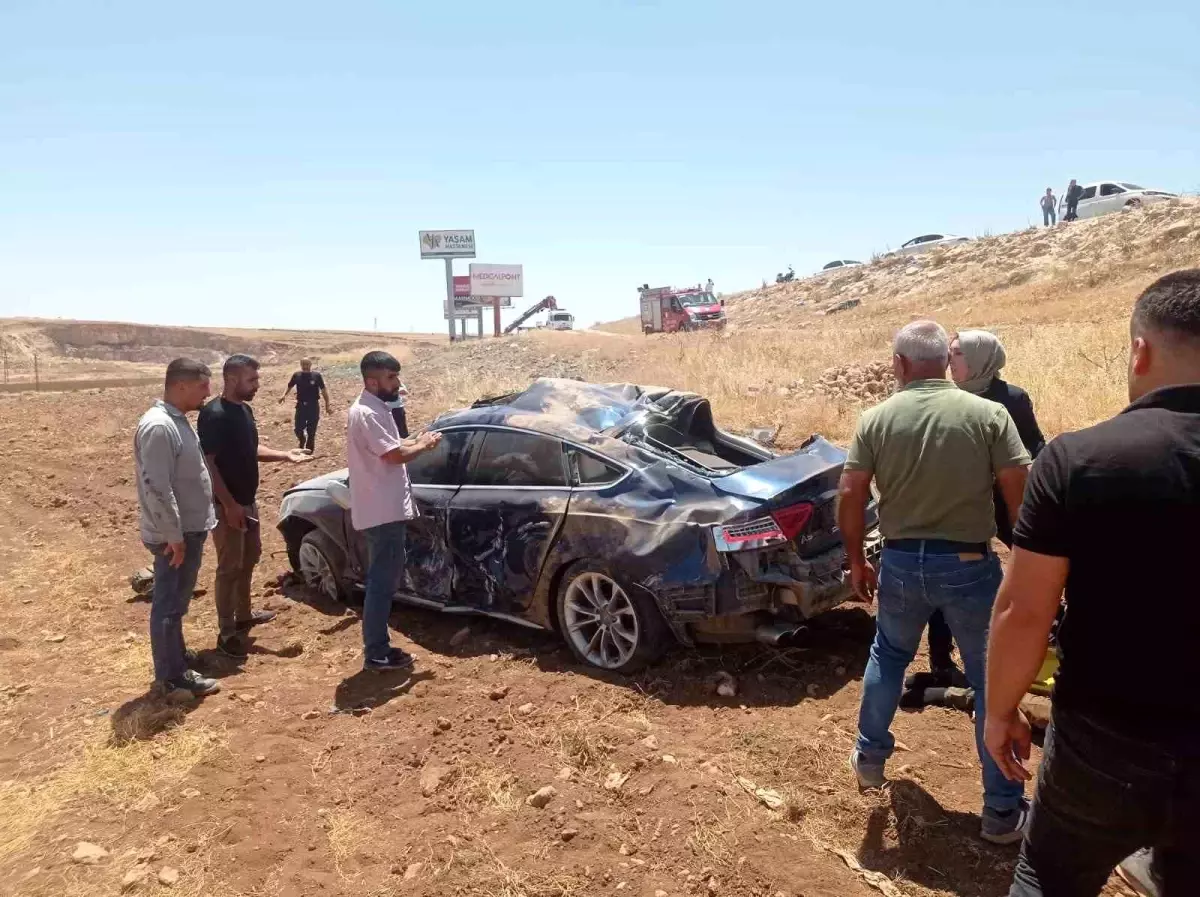 Midyat\'ta Takla atan Araçta 2 Yaralı