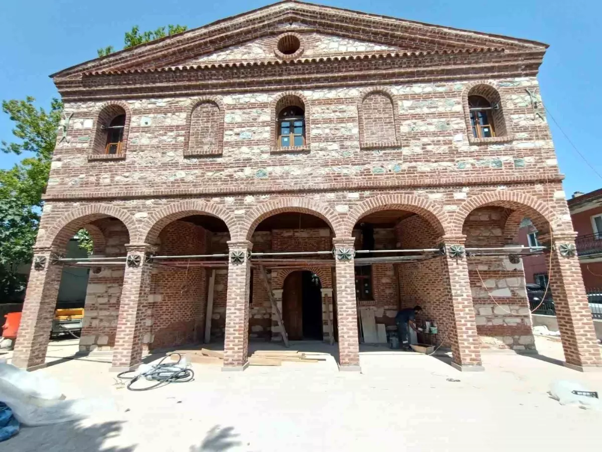 Özlüce Camii Yeniden İbadete Açılıyor