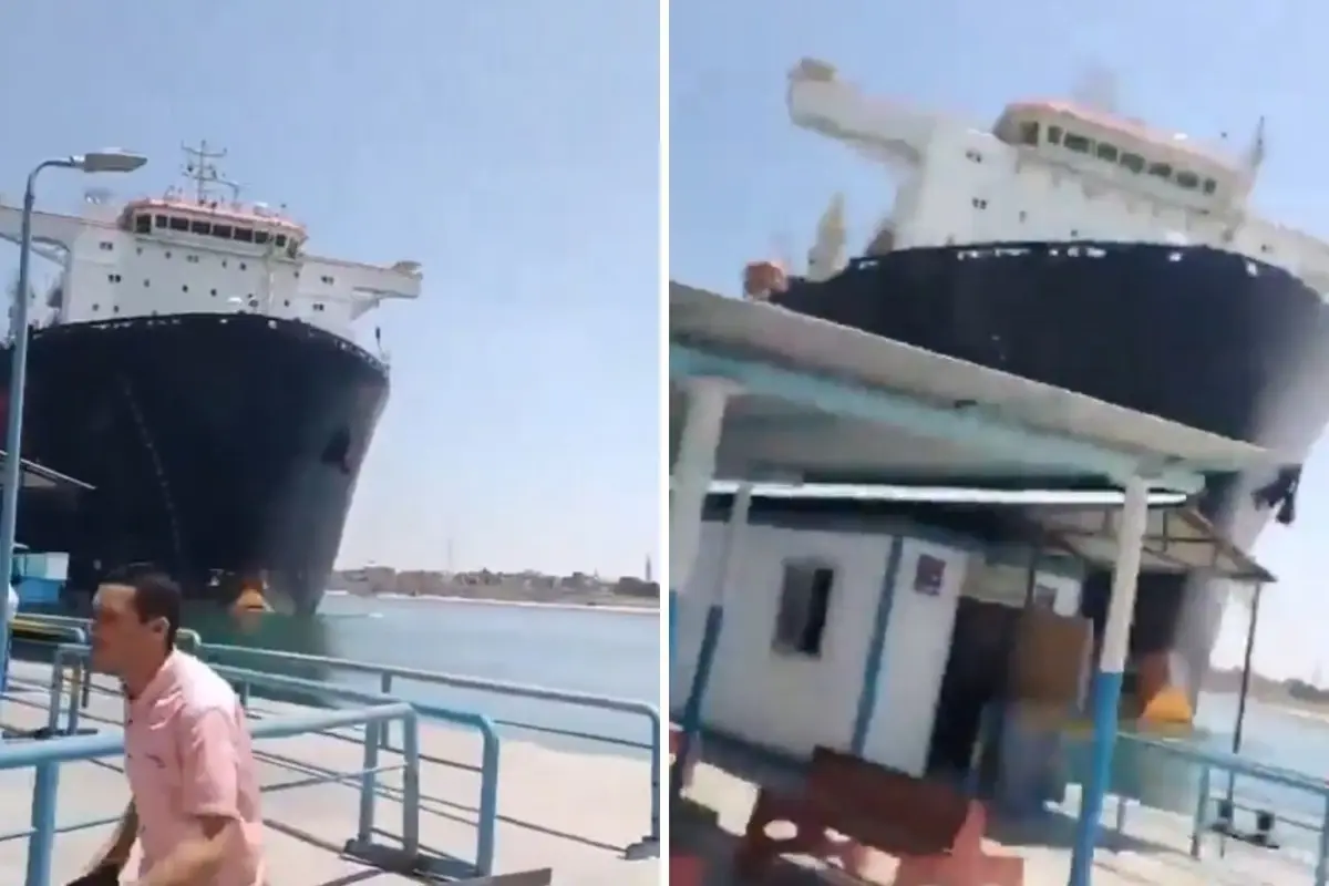 Süveyş Kanalı\'nda korku dolu anlar: Dev yük gemisi limana çarptı!