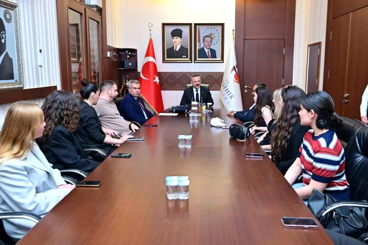Eskişehir\'de İlk Basın Kartları Dağıtıldı