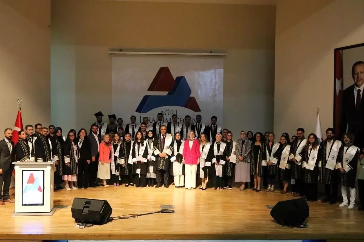 AİÇÜ Tıp Fakültesi\'nde mezuniyet töreni düzenlendi