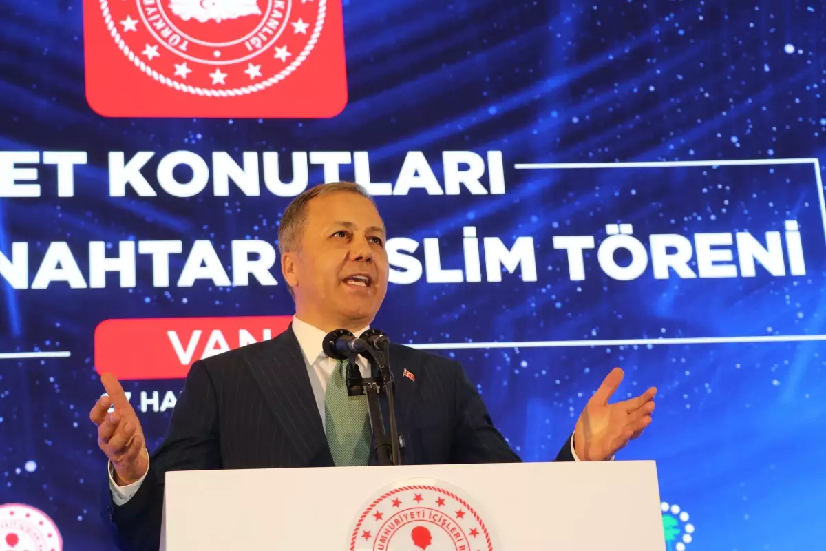 Bakan Yerlikaya: Büyük ve güçlü Türkiye\'yi birlikte inşa edeceğiz