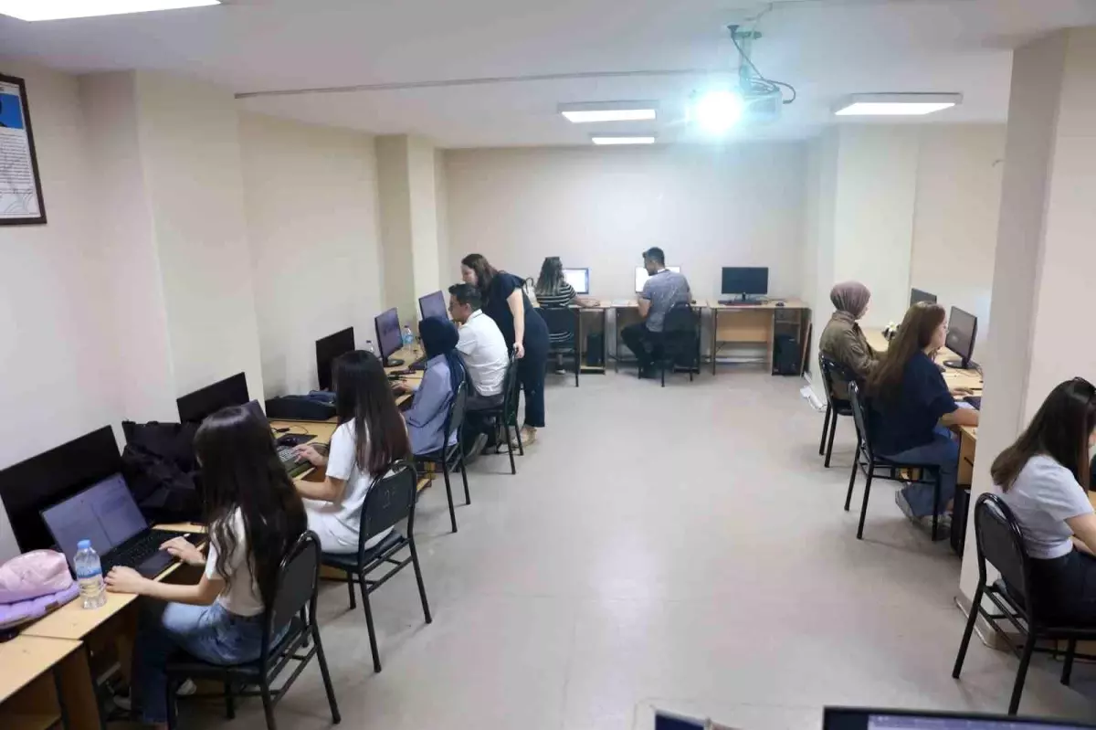 Bursa Büyükşehir Belediyesi\'nden Mesleki Eğitim Hamlesi