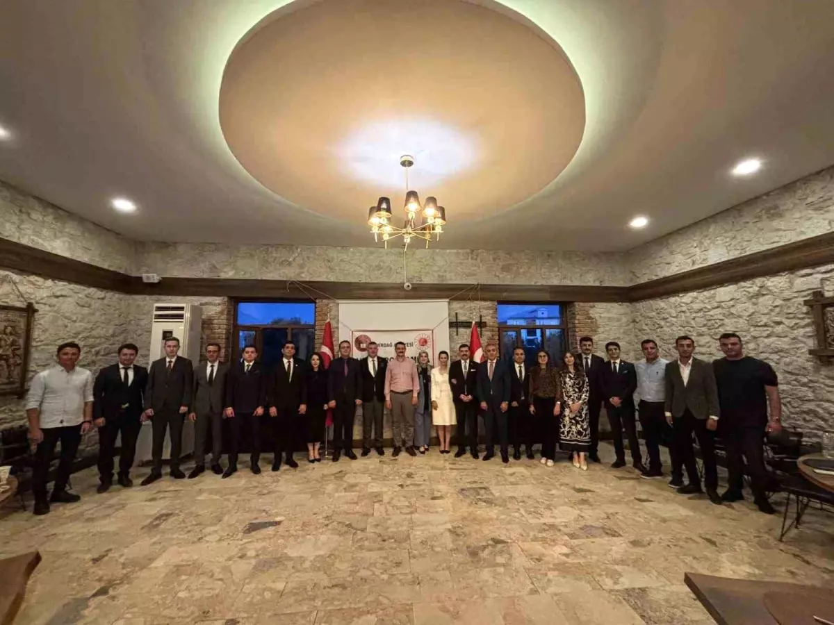 Emirdağ\'da Hakim ve Savcılara Veda Yemeği