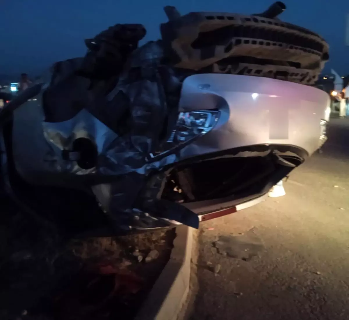 Hatay\'da Takla Atan Araçta Sürücü Yaralandı