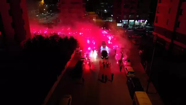 Kız istedi ceza yedi! Bu görüntünün faturası ağır oldu