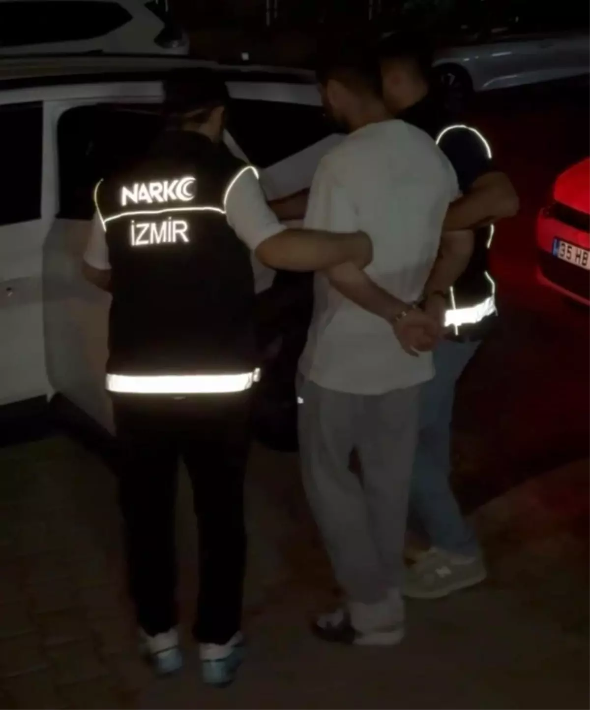 Uyuşturucu Kullanımını Özendiren Şüpheli Tutuklandı