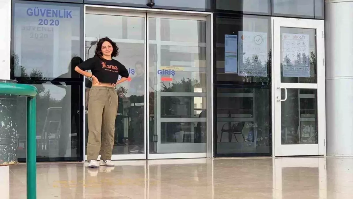 Sınavı 1 Dakika Kaçıran Elif K. Gündem Oldu