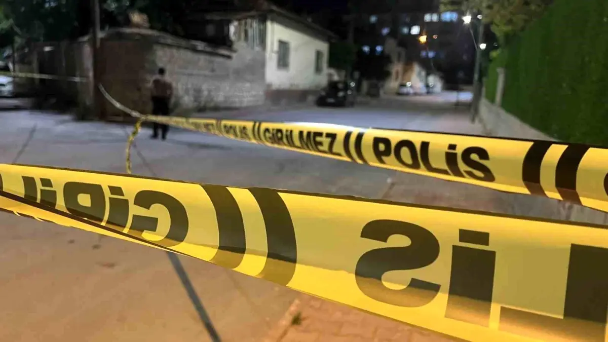 Konya\'da Trafik Kavgası: İki Yaralı, İki Şüpheli Yakalandı