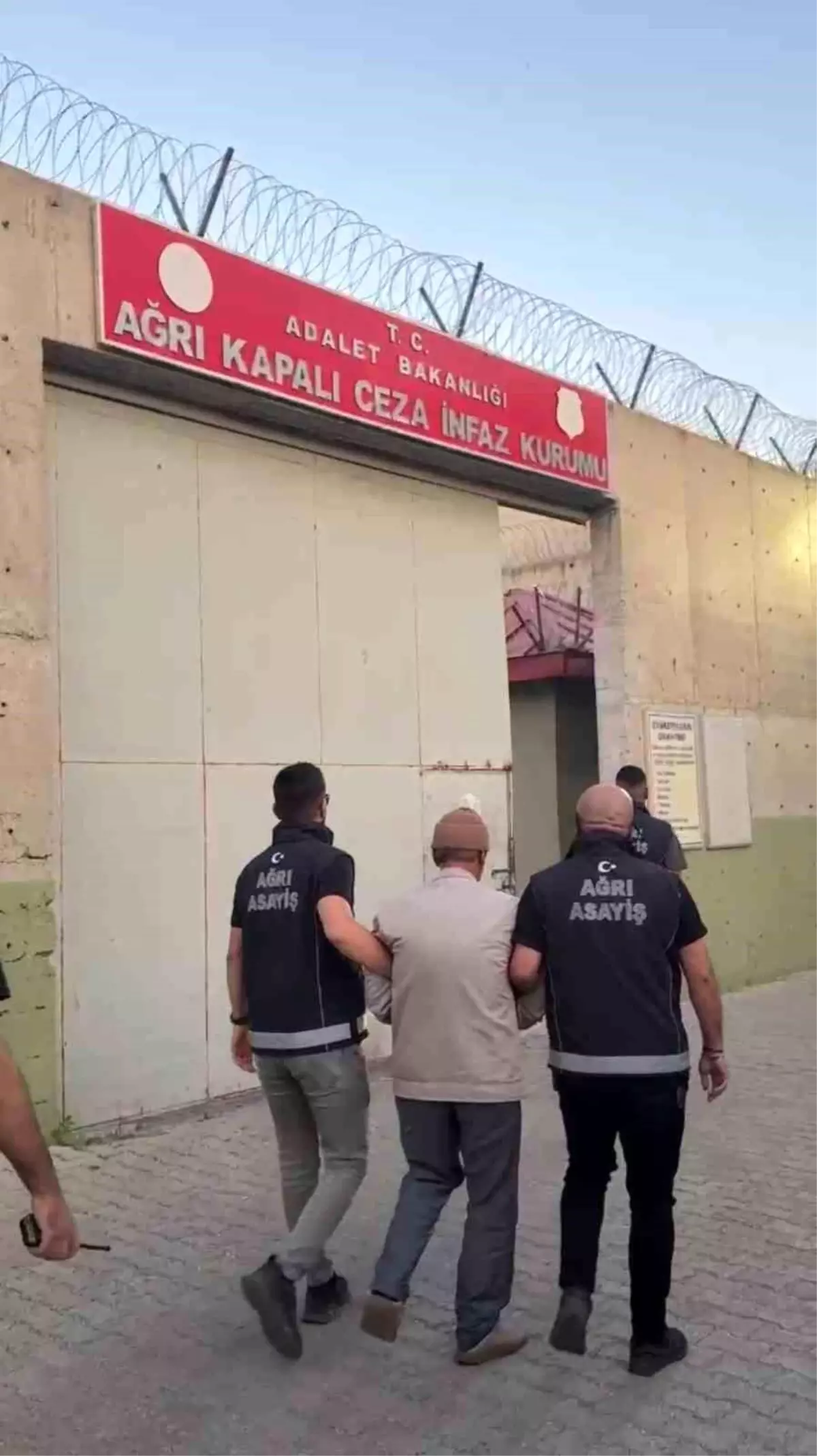 Çocuk istismarı hükümlüsü Ağrı\'da yakalandı